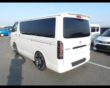 Toyota Hiace Van 2015