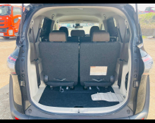 Toyota Sienta 2016