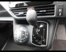 Toyota Noah 2021