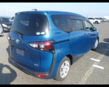 Toyota Sienta 2019