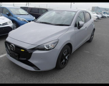 Mazda Mazda2 2023