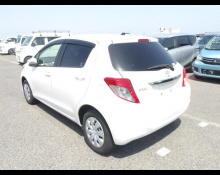 Toyota Vitz 2013