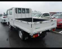 Isuzu Elf 2018