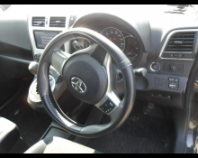 Toyota Ractis 2013