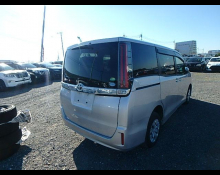 Toyota Noah 2019