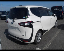 Toyota Sienta 2018