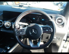 Mercedes Benz GLA-class 2021