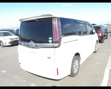 Toyota Noah 2019