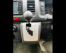 Toyota Hiace Van 2020