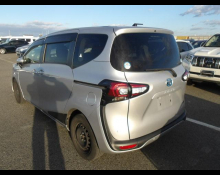 Toyota Sienta 2019
