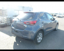 Mazda Mazda2 2021