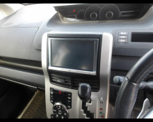 Toyota Noah 2013