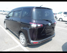 Toyota Sienta 2018