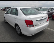 Toyota Corolla Axio 2012