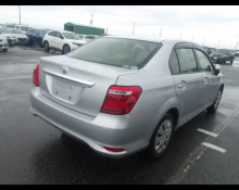 Toyota Corolla Axio 2017