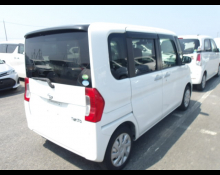 Daihatsu Tanto 2019