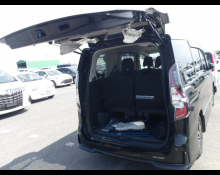 Nissan Serena 2019