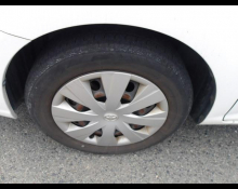 Toyota Corolla Axio 2013