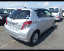 Toyota Vitz 2011