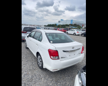 Toyota Corolla Axio 2012