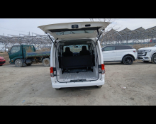 Nissan NV200 2013