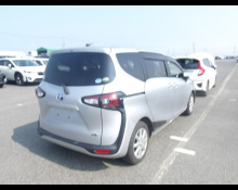 Toyota Sienta 2020