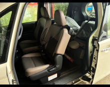 Toyota Porte 2019