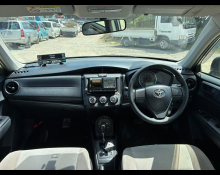 Toyota Corolla Axio 2015