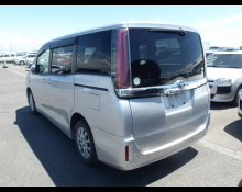 Toyota Noah 2018