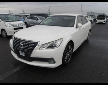 Toyota Crown 2013