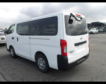 Nissan NV350 2021
