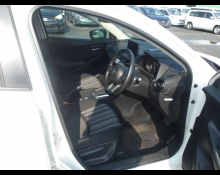 Mazda Mazda2 2022