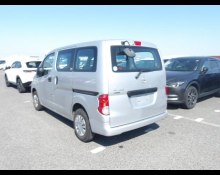 Nissan NV200 2022