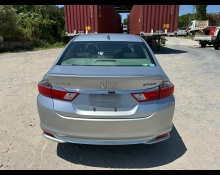 Honda Grace 2015