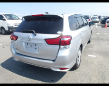 Toyota Corolla Fielder 2019