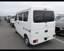 Nissan NV100 2021