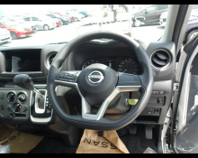 Nissan Caravan Van 2025