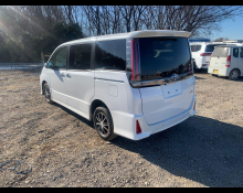 Toyota Noah 2019