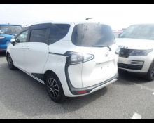 Toyota Sienta 2019