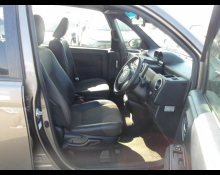 Toyota Spade 2019