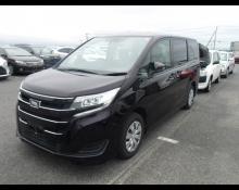 Toyota Noah 2021