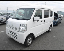 Nissan NV100 2020