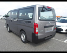 Nissan NV350 2017