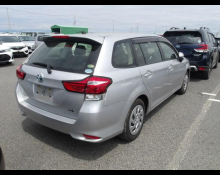 Toyota Corolla Fielder 2018