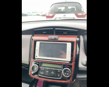 Toyota Corolla Axio 2012