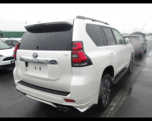 Toyota Land Cruiser Prado 2023