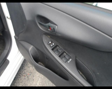 Toyota Corolla Fielder 2011