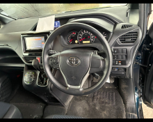 Toyota Voxy 2019