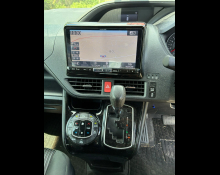 Toyota Voxy 2017