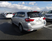 Toyota Corolla Fielder 2018